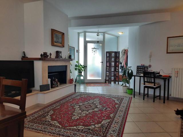 Casa indipendente in vendita a Ascoli Piceno