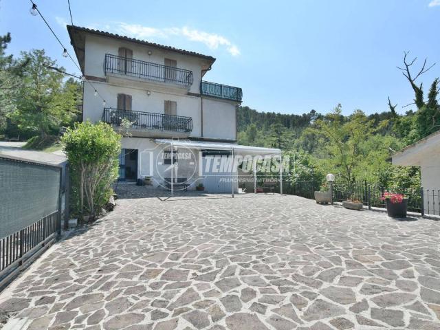 Casa indipendente in vendita a Ascoli Piceno AP