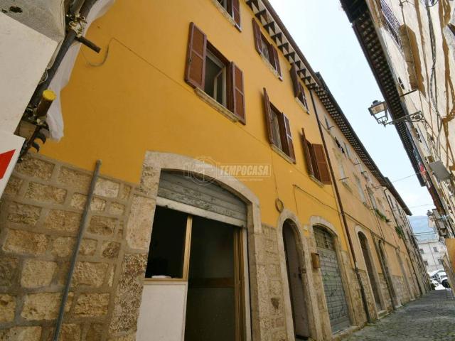 Casa indipendente in vendita a Ascoli Piceno AP