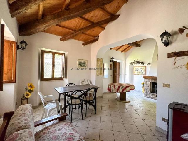 Casa indipendente in vendita a Ascoli Piceno AP