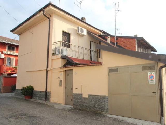 Casa indipendente in vendita a Asigliano Vercellese VC