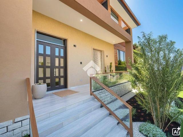 Casa indipendente in vendita a Assisi PG