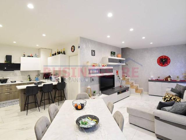 Casa indipendente in vendita a Asso CO