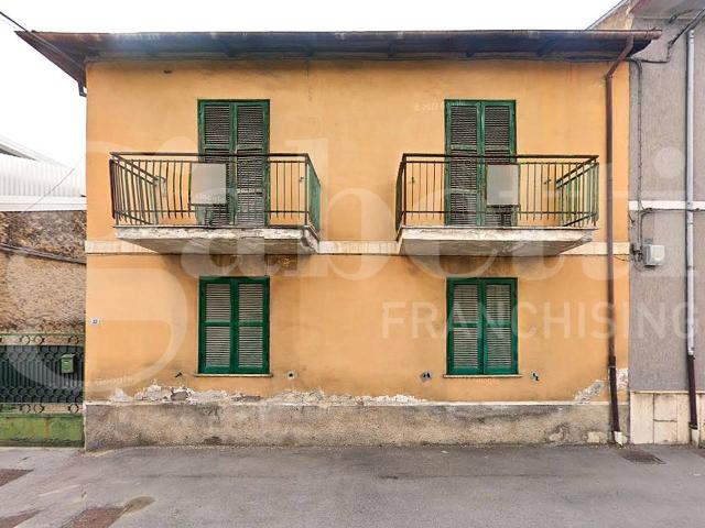 Casa indipendente in vendita a Avezzano
