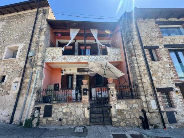 Casa indipendente in vendita a Avezzano AQ