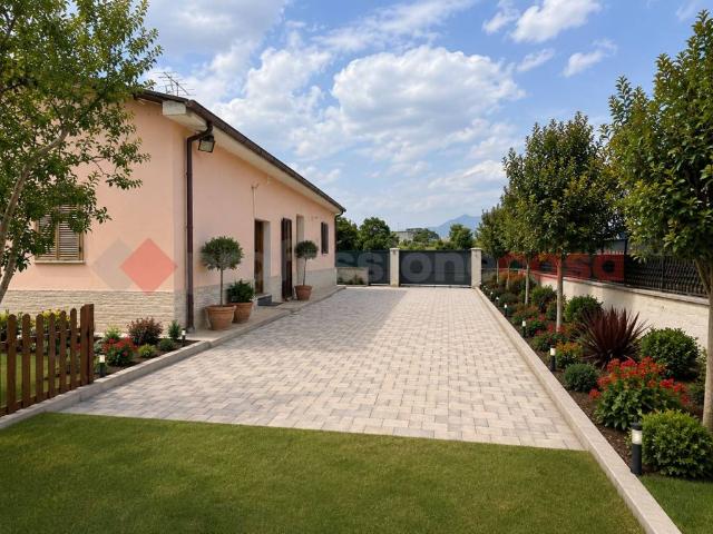 Casa indipendente in vendita a Avezzano AQ