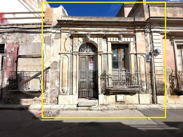 Casa indipendente in vendita a Avola SR