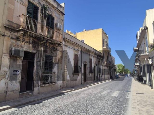 Casa indipendente in vendita a Avola SR