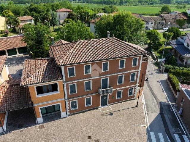 Casa indipendente in vendita a Azzano Decimo PN
