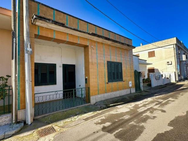 Casa indipendente in vendita a Botrugno LE