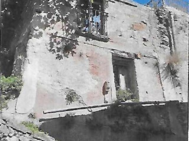 Casa indipendente in vendita a Bova via Santo Spirito, 18
