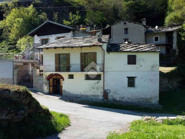 Casa indipendente in vendita a Bobbio Pellice TO