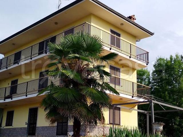 Casa indipendente in vendita a Boca via Moscatelli