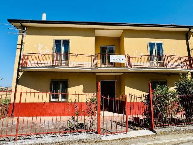 Casa indipendente in vendita a Bonito AV