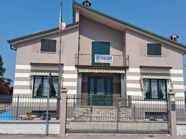 Casa indipendente in vendita a Borgo San Giacomo BS
