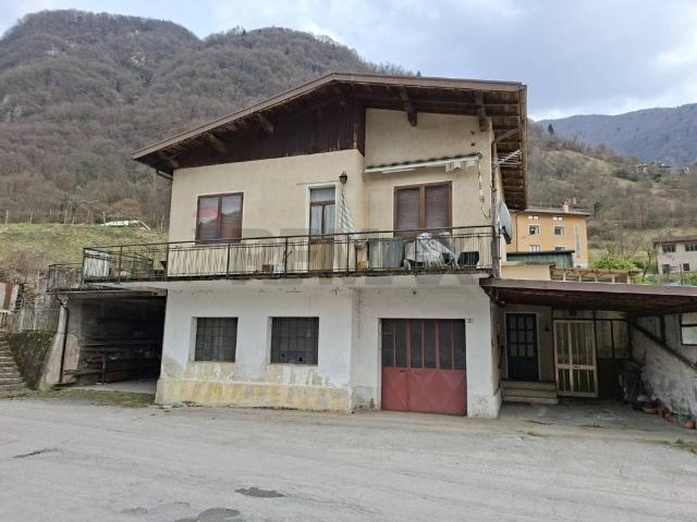Casa indipendente in vendita a Borgo Valbelluna BL