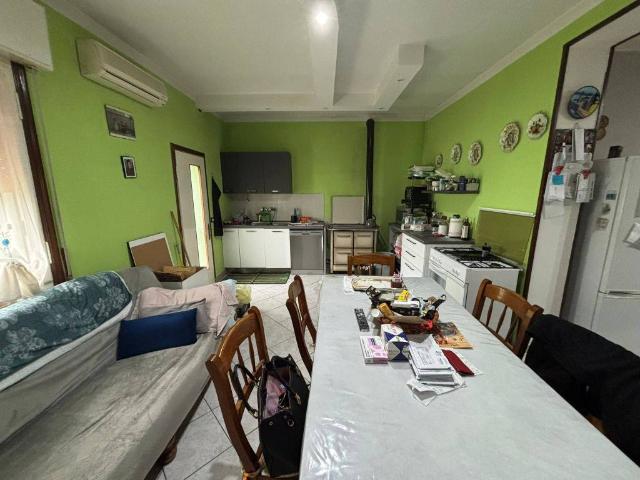 Casa indipendente in vendita a Borgocarbonara MN