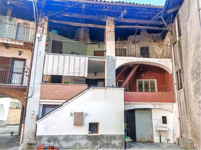 Casa indipendente in vendita a Borgofranco d'Ivrea TO