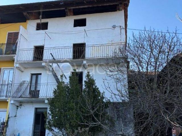 Casa indipendente in vendita a Borgomanero