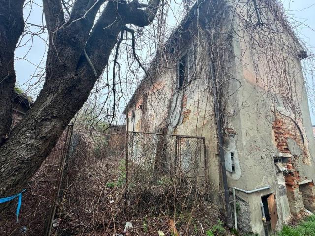Casa indipendente in vendita a Borgonovo Val Tidone PC