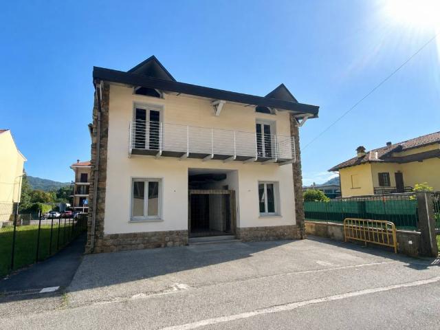 Casa indipendente in vendita a Borgosesia VC