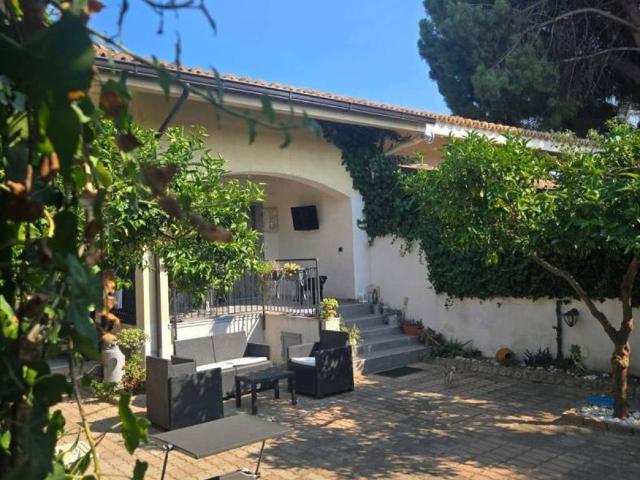 Casa indipendente in vendita a Borgia CZ