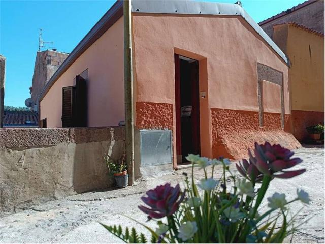 Casa indipendente in vendita a Bosa OR