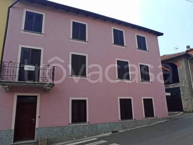 Casa indipendente in vendita a Bosio via Serra
