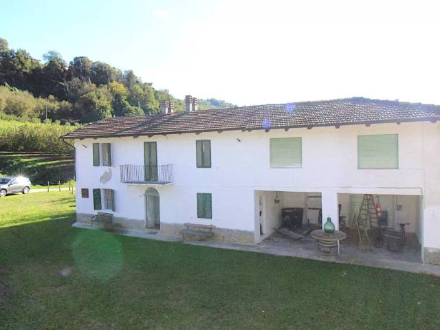 Casa indipendente in vendita a Bosia CN