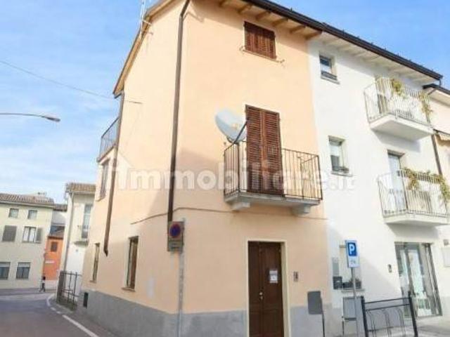 Casa indipendente in vendita a Bagnolo Cremasco CR