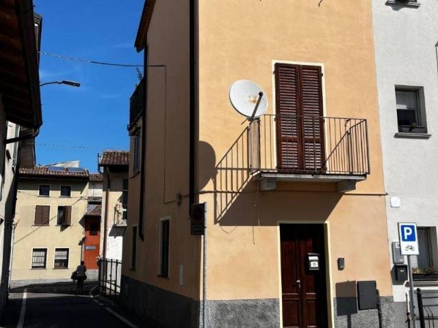Casa indipendente in vendita a Bagnolo Cremasco CR