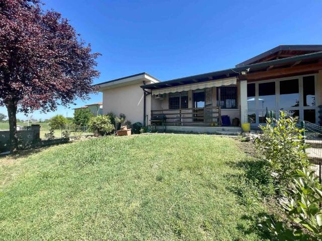 Casa indipendente in vendita a Bagnolo San Vito MN