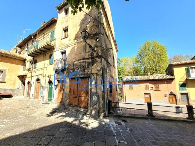 Casa indipendente in vendita a Bagnoregio VT