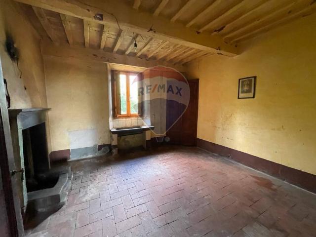Casa indipendente in vendita a Bagni Di Lucca