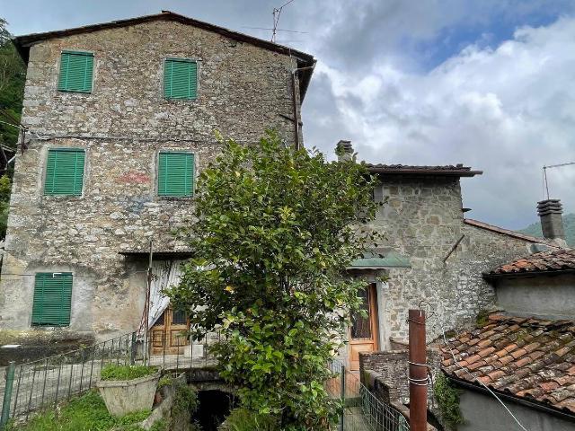 Casa Indipendente in vendita a Bagni di Lucca, Benabbio