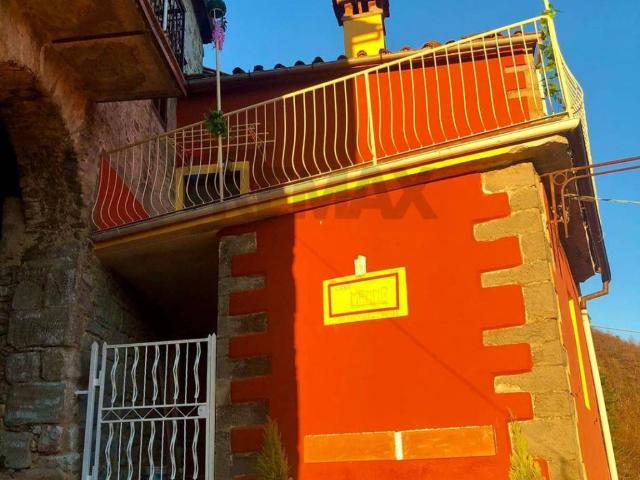 Casa indipendente in vendita a Bagni di Lucca LU