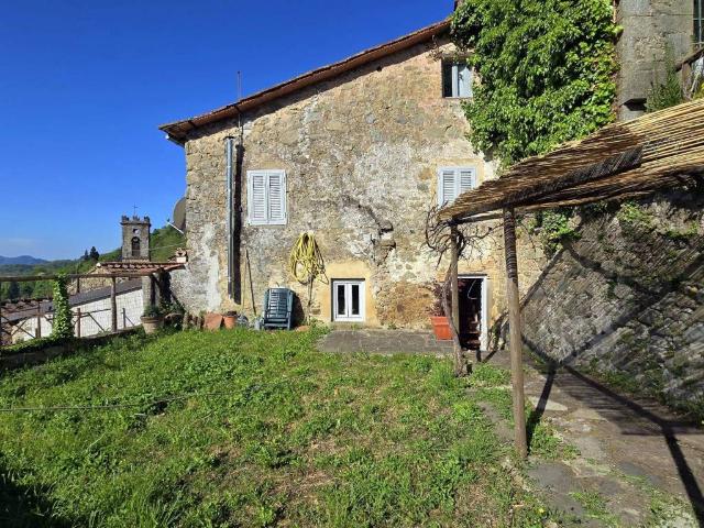 Casa indipendente in vendita a Bagni di Lucca LU