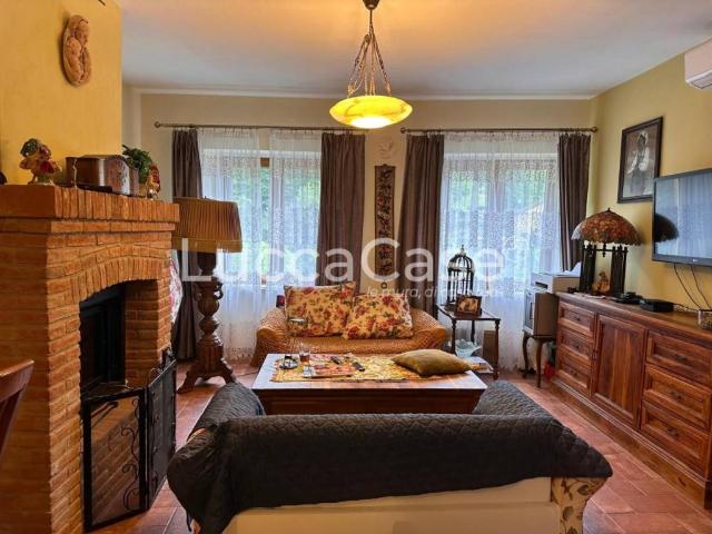 Casa indipendente in vendita a Bagni di Lucca LU
