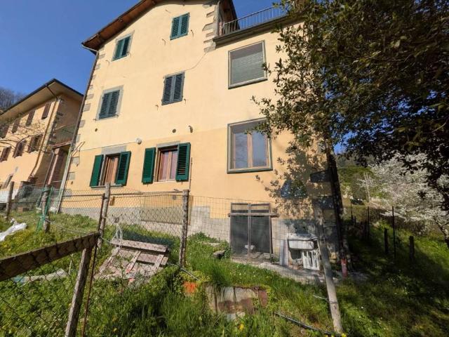 Casa indipendente in vendita a Bagni di Lucca LU