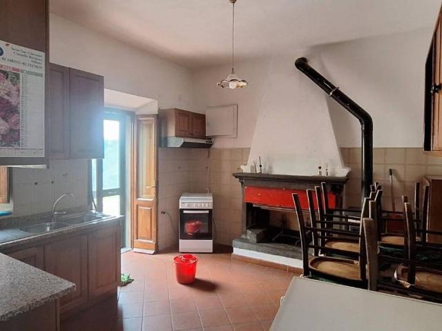 Casa indipendente in vendita a Bagni di Lucca LU
