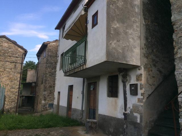 Casa indipendente in vendita a Bagni di Lucca, San Cassiano di Cotroni