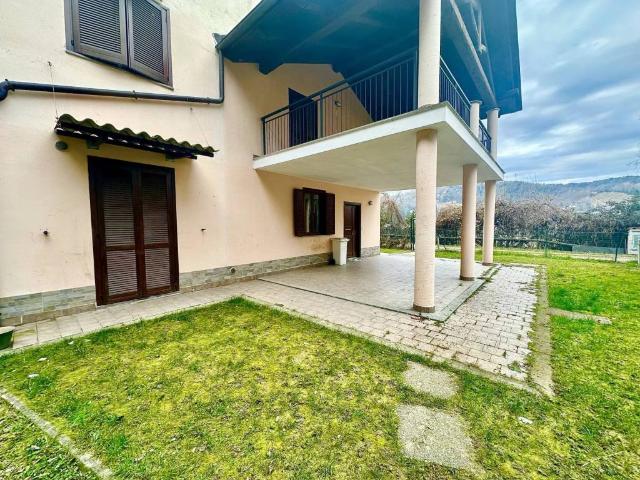Casa indipendente in vendita a Baldissero d'Alba CN
