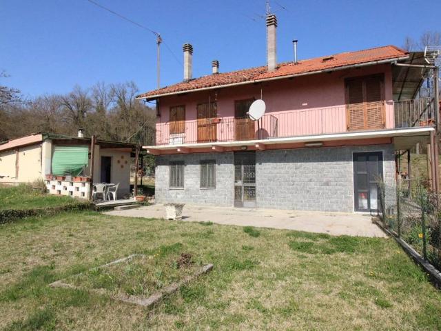 Casa indipendente in vendita a Baldissero d'Alba CN