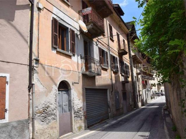 Casa indipendente in vendita a Bannio Anzino via Barzona, 4, Pontegrande