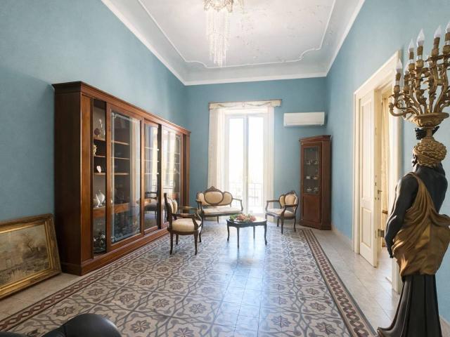Casa indipendente in vendita a Barcellona Pozzo Di Gotto
