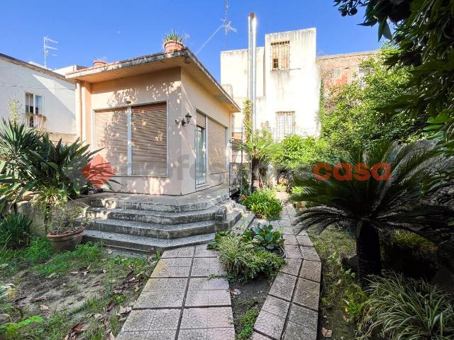 Casa indipendente in vendita a Barcellona Pozzo Di Gotto