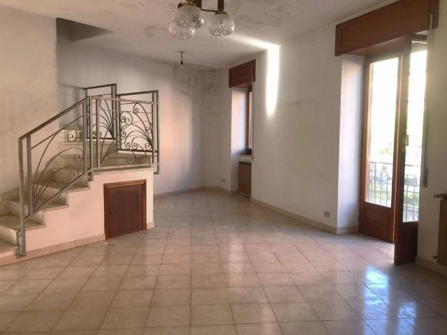Casa indipendente in vendita a Barcellona Pozzo di Gotto ME