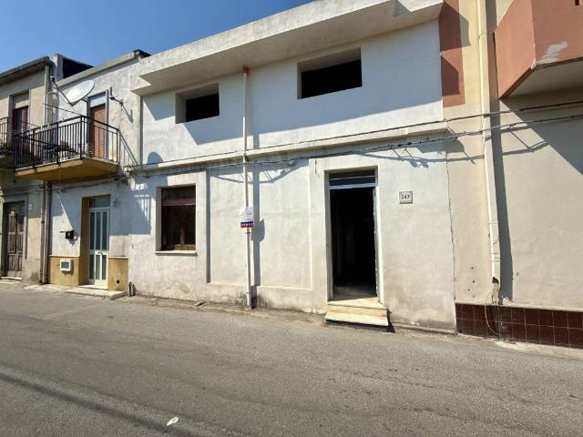 Casa indipendente in vendita a Barcellona Pozzo di Gotto ME