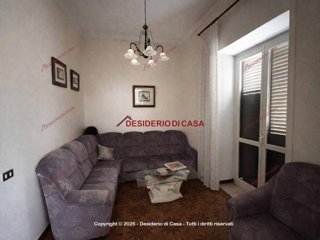 Casa indipendente in vendita a Barcellona Pozzo di Gotto ME