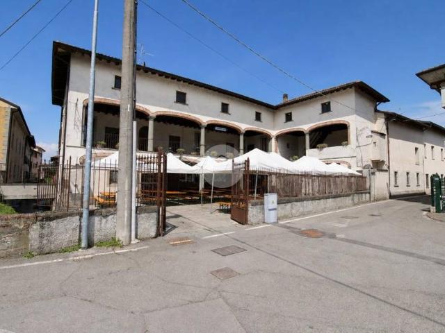 Casa indipendente in vendita a Barbata via Filippo Corridoni, 89